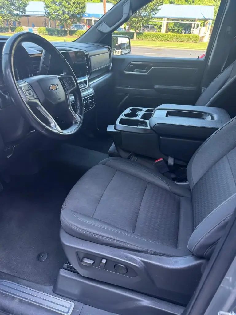 2025 Chevrolet Silverado 1500, photo 9