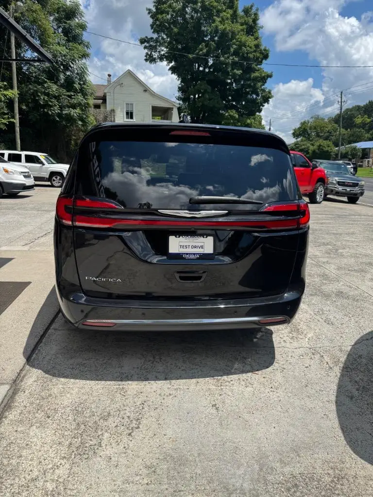 2025 Chrysler Pacifica, photo 6