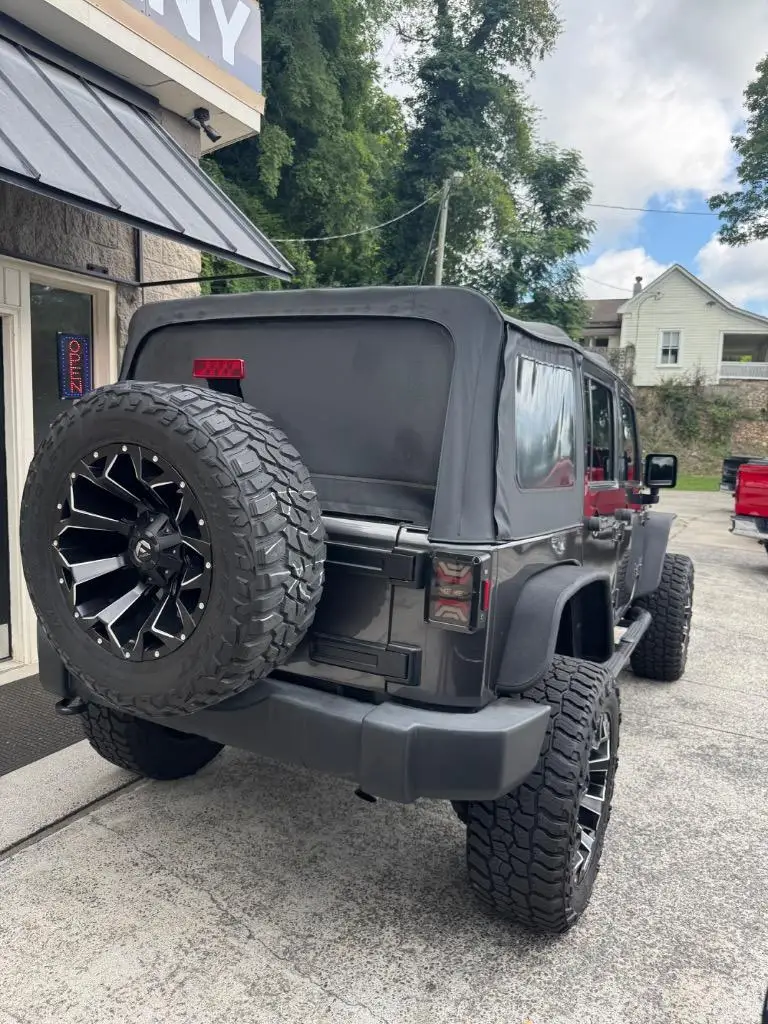 2017 Jeep Wrangler, photo 7
