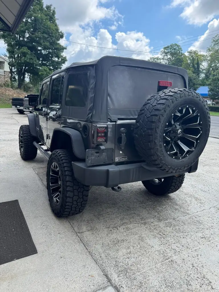 2017 Jeep Wrangler, photo 5
