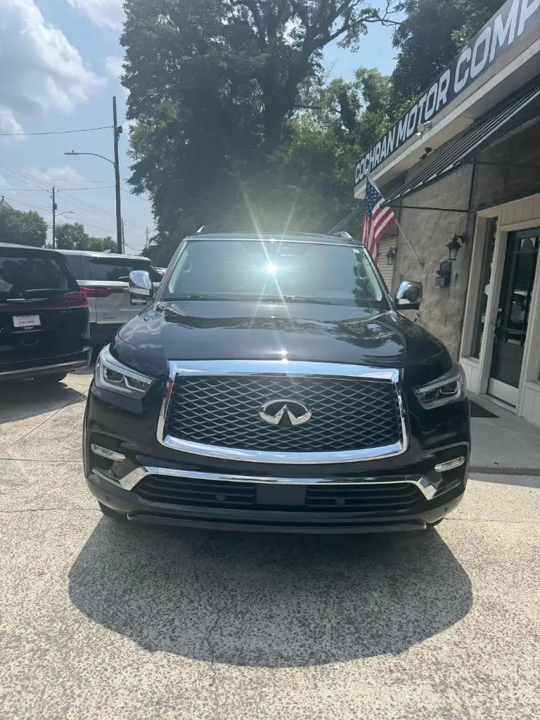 2018 Infiniti QX80, photo 2