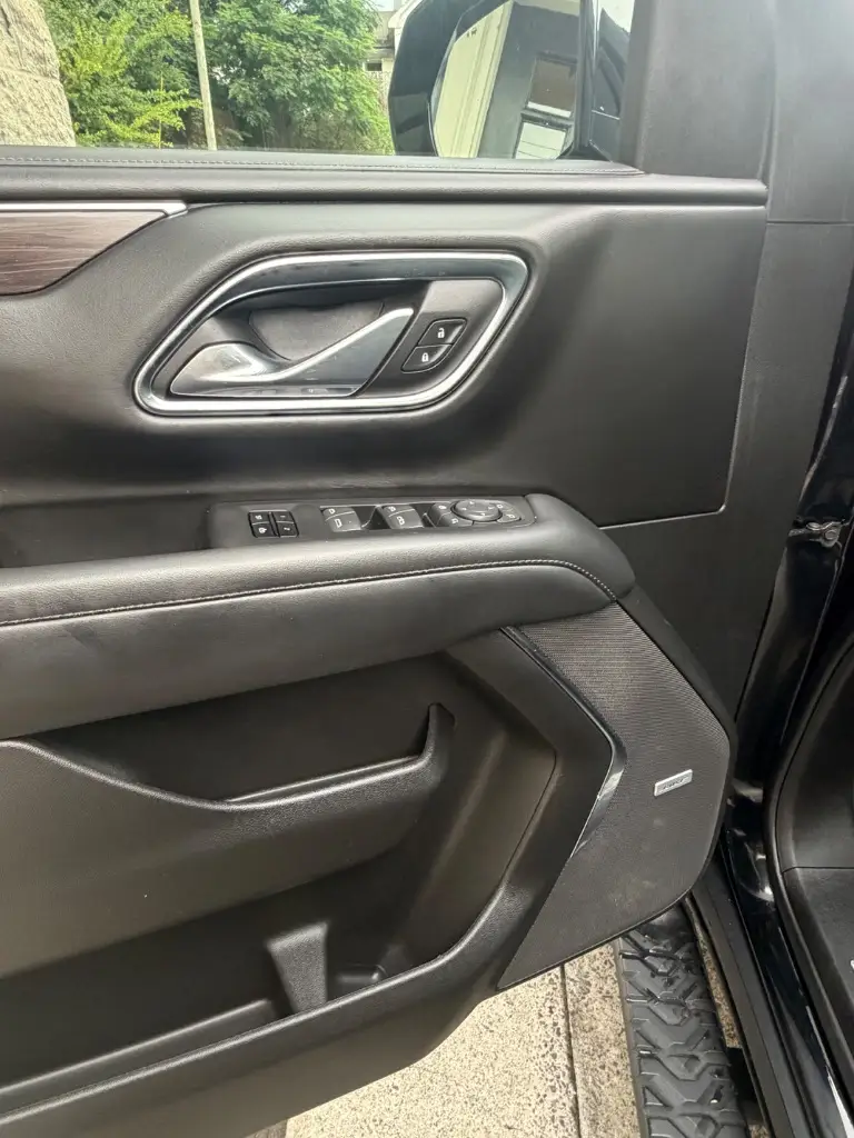 2024 Chevrolet Suburban, photo 8
