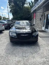 2018 Chrysler 300, photo 2