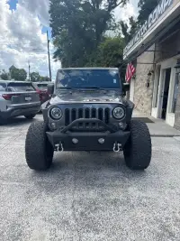 2017 Jeep Wrangler, photo 2